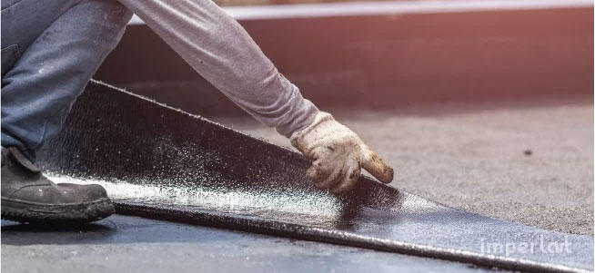 Manta asfáltica Impermeabilizante x Borracha Líquida x Borracha Híbrida