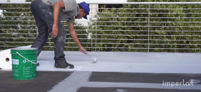 Manta asfáltica Impermeabilizante x Borracha Líquida x Borracha Híbrida